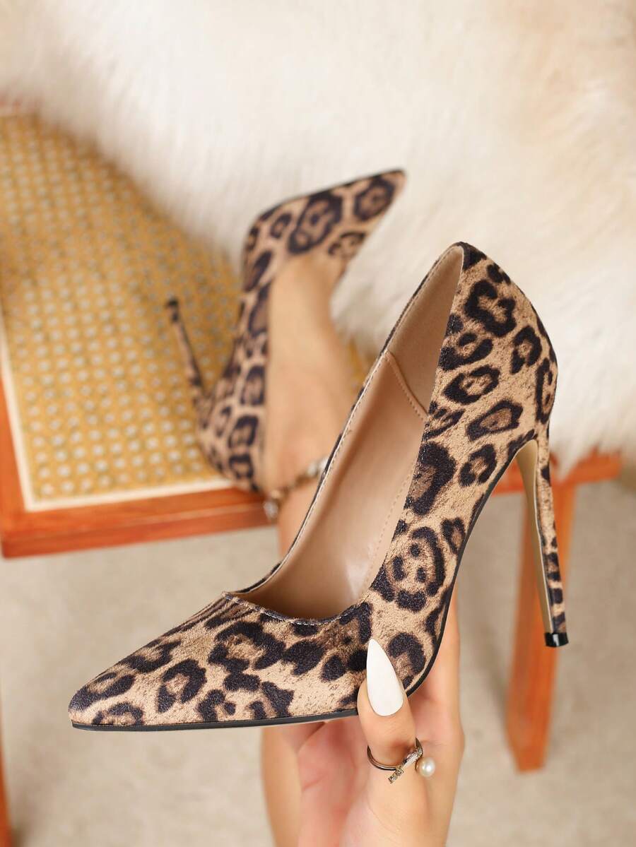 Francesca Heel