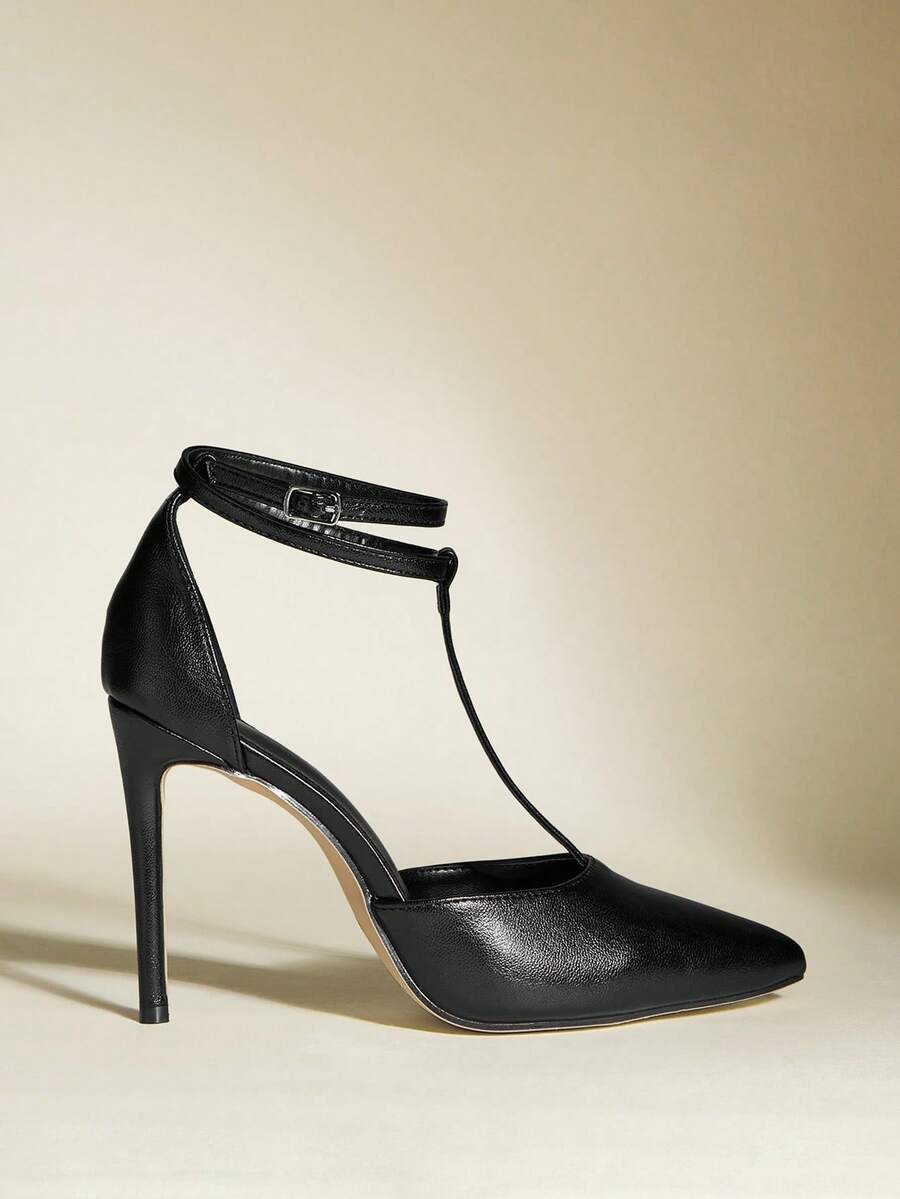 Ilaria Heel
