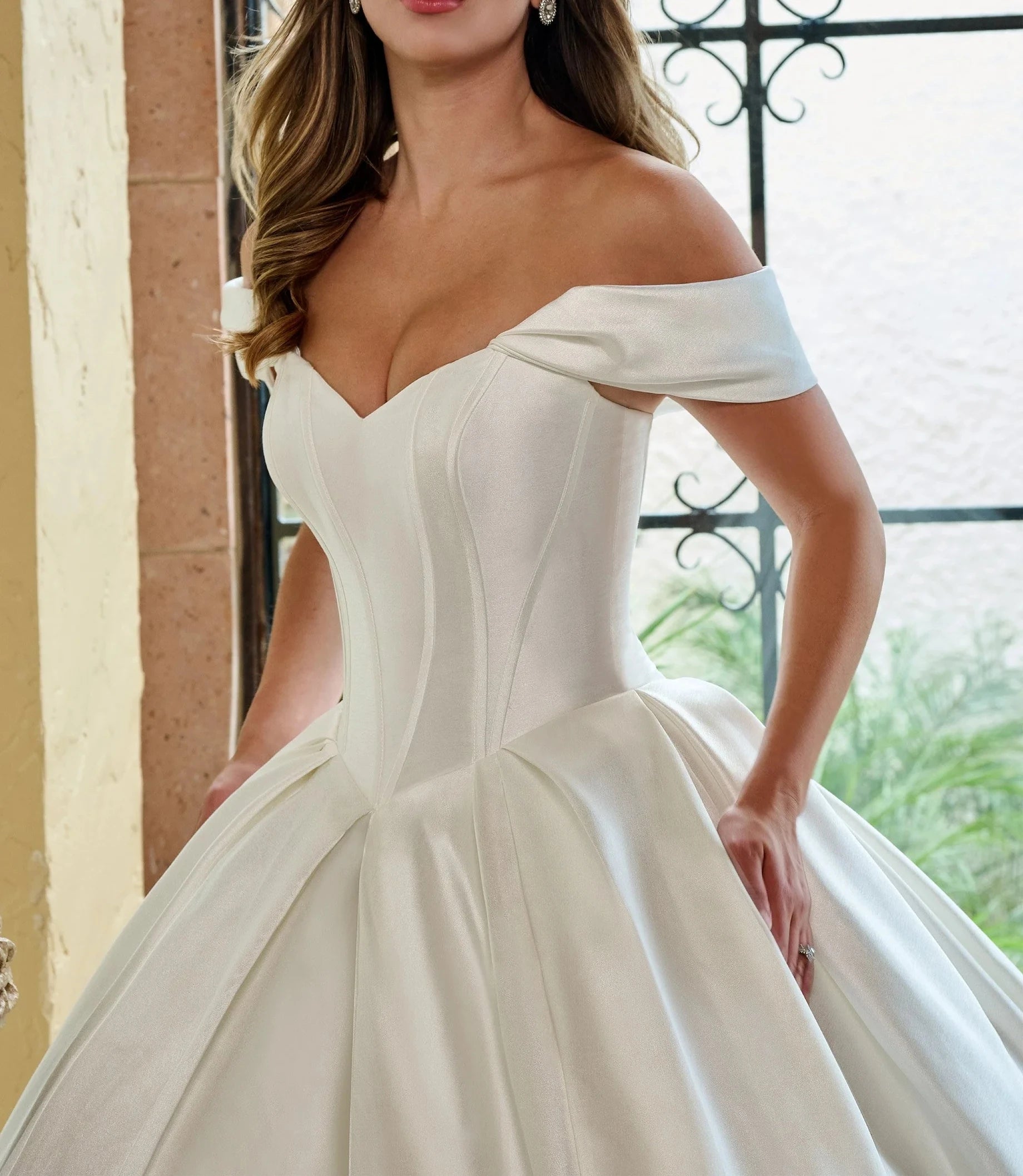Mirical dress wedding