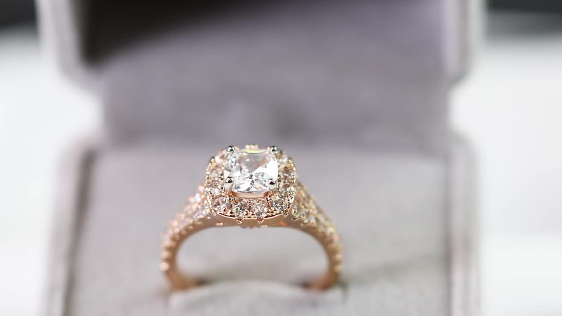 Novélia Ring